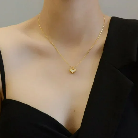 Small Heart Natural Shell Pendant Necklace 18 K Plated Stainless Steel N… - Picture 8 of 8